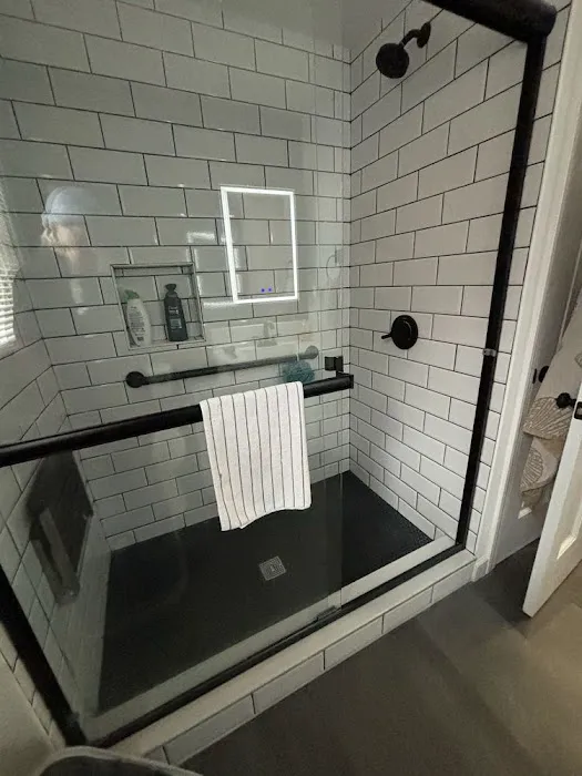 Upright Design & Build Inc Picture 5