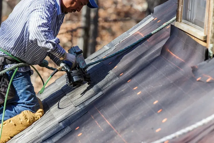 Royalty Roofing Inc. Picture 10