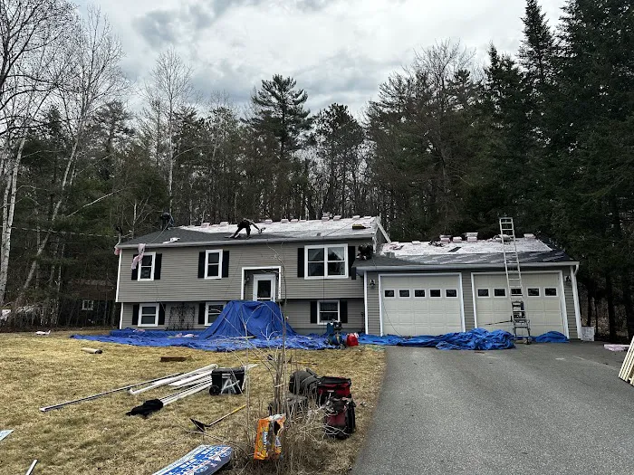 Manny's Roofing Picture 2