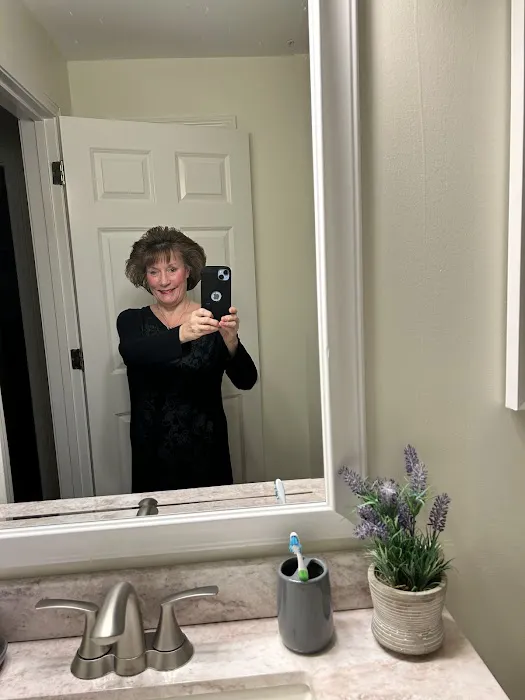 Budget Exteriors - Siding, Windows, Doors, Gutters Picture 1