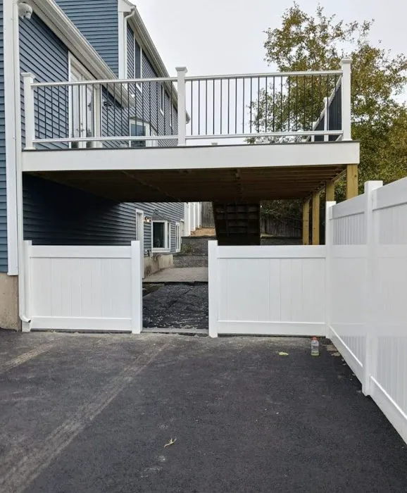 De La Rosa Deck, Siding & Fence Picture 7