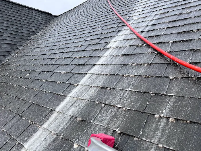 King Window Cleaning / Power Washing - Lowell, MA Picture 3