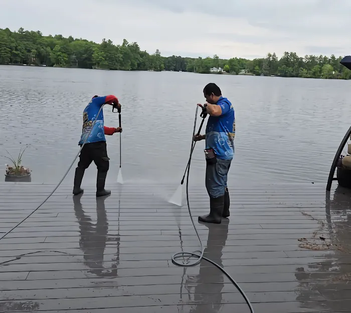 King Window Cleaning / Power Washing - Lowell, MA Picture 4