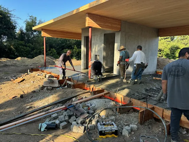 Apex Roofing & Construction Picture 6