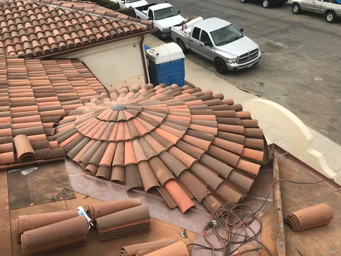 Shadowcrest Roofing Inc Picture 4