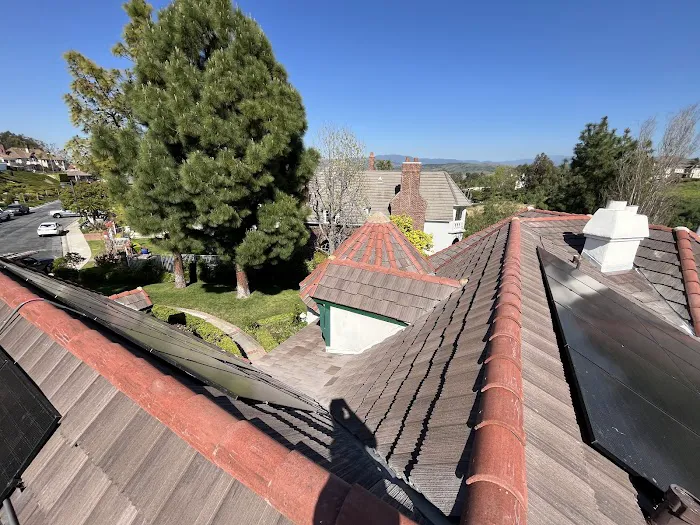 Cowboy's Roofing Picture 2