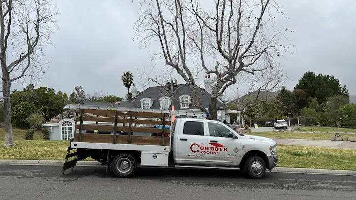 Cowboy's Roofing Picture 1