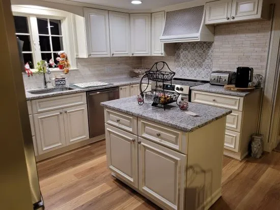 Red-Barre, LLC Picture 3