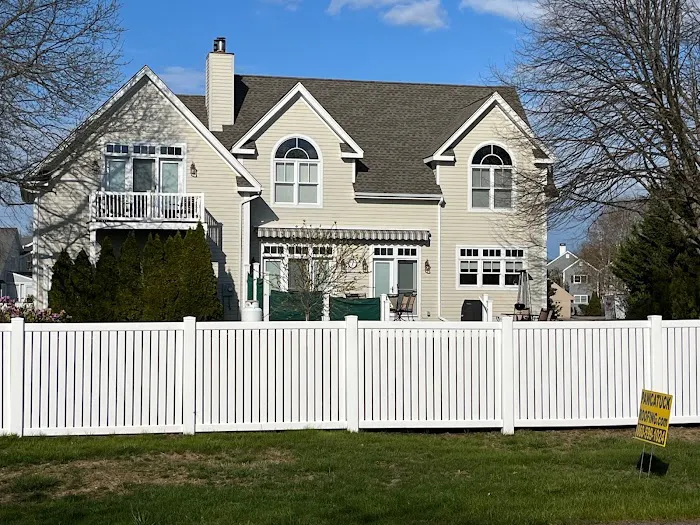 Pawcatuck Roofing Company Inc. Picture 3