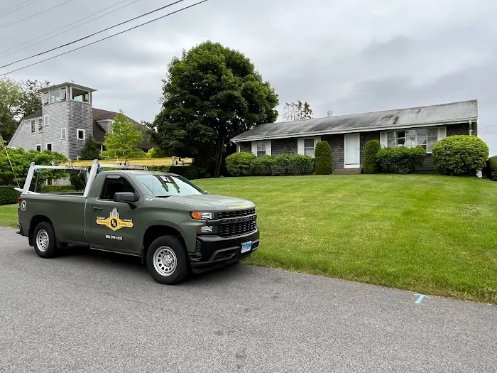 Pawcatuck Roofing Company Inc. Picture 2