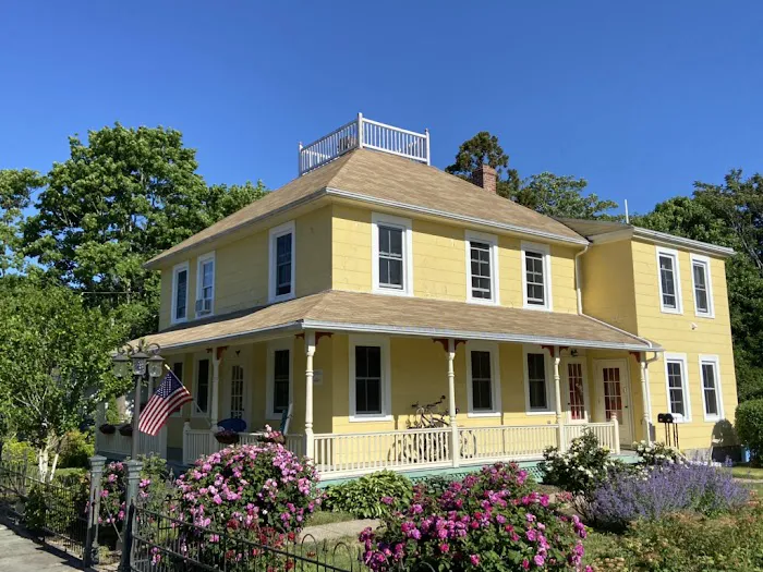 Pawcatuck Roofing Company Inc. Picture 5