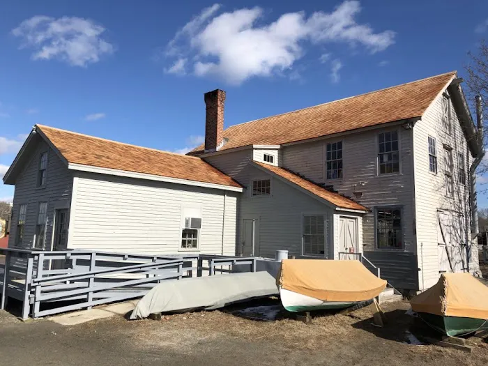 Pawcatuck Roofing Company Inc. Picture 8