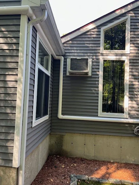 Adam Quenneville Roofing & Siding, Inc. Picture 10