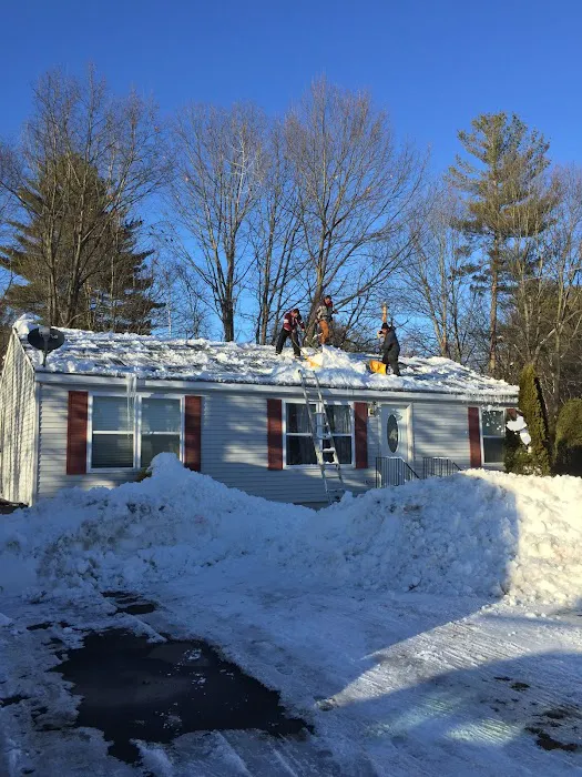 Mr. B's Roofing Picture 1