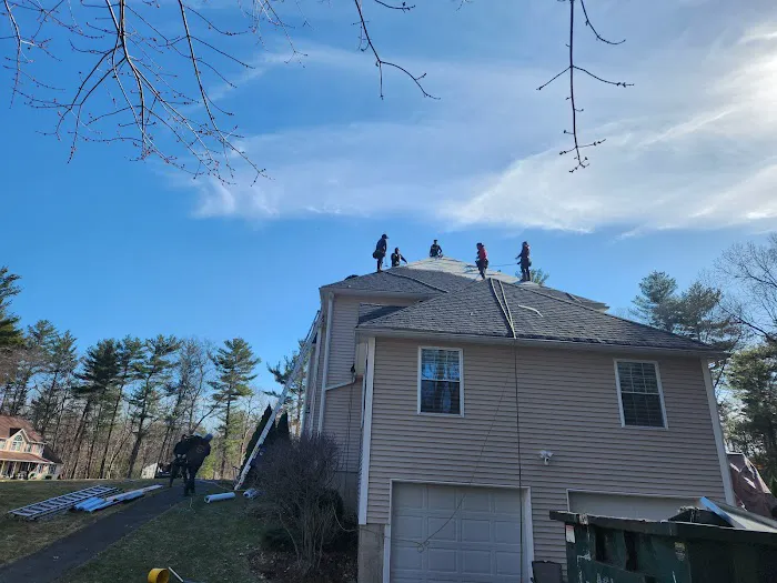 Rj's Roofing and Siding LLC Picture 6