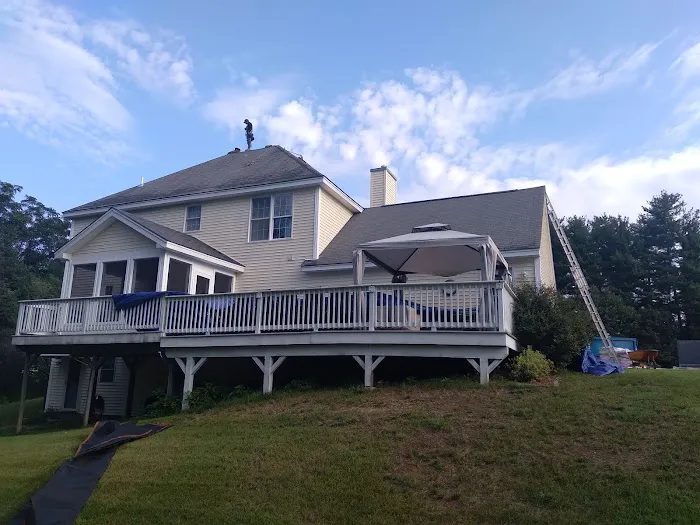 Rj's Roofing and Siding LLC Picture 10