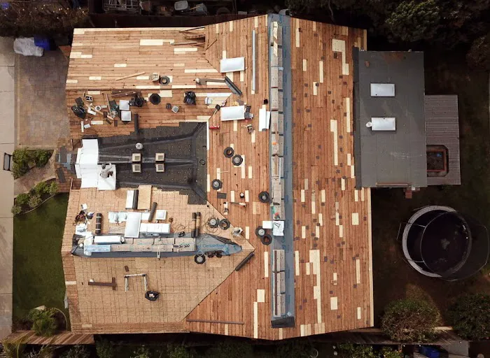 Shake, Shingle & Roll Roofing Picture 9