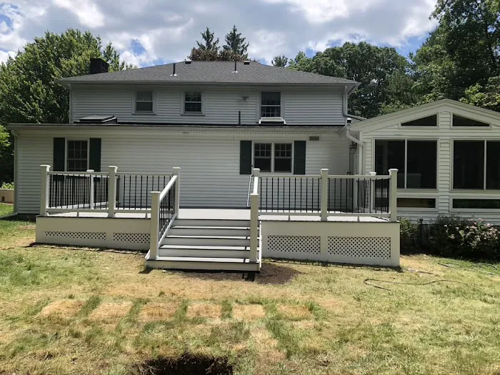 Astonishing Decks, LLC Picture 1