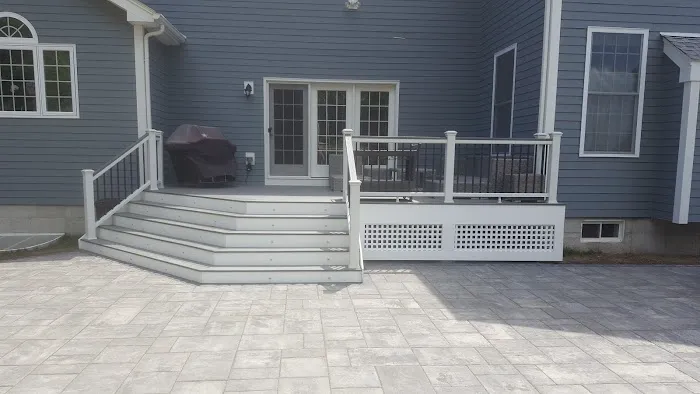 Astonishing Decks, LLC Picture 6