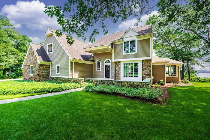United Home Experts of New London County Picture 2