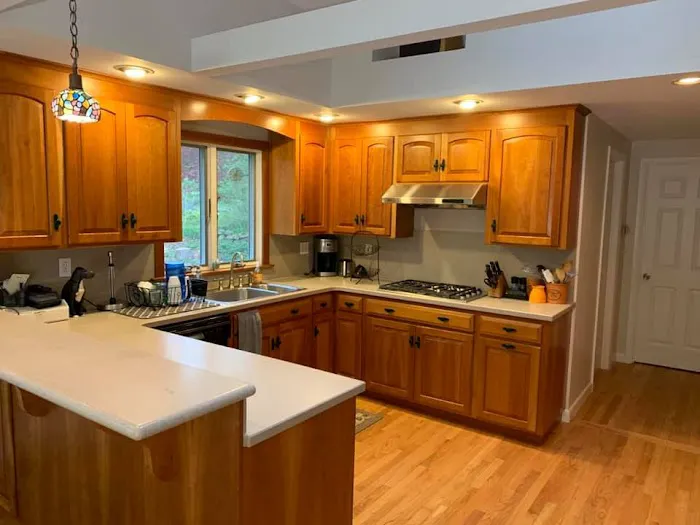 Nutmeg Building & Remodeling LLC Picture 6