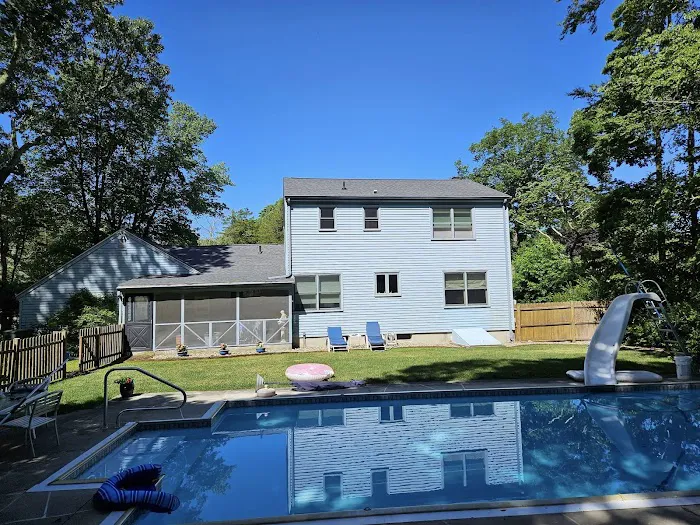 JS and R Roofing Company | Roofer | Siding | Gutters Contractor Picture 8