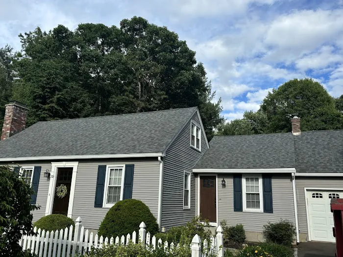 CDA Roofing & Siding Contractors, LLC Picture 1