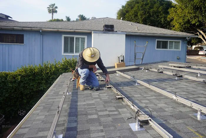Dana Logsdon Roofing & Solar Picture 4
