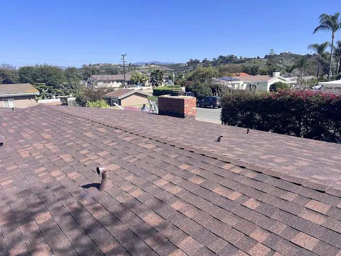 Alfaros and Son Roofing LLC - Shingle Roof Installation and Repair Picture 2