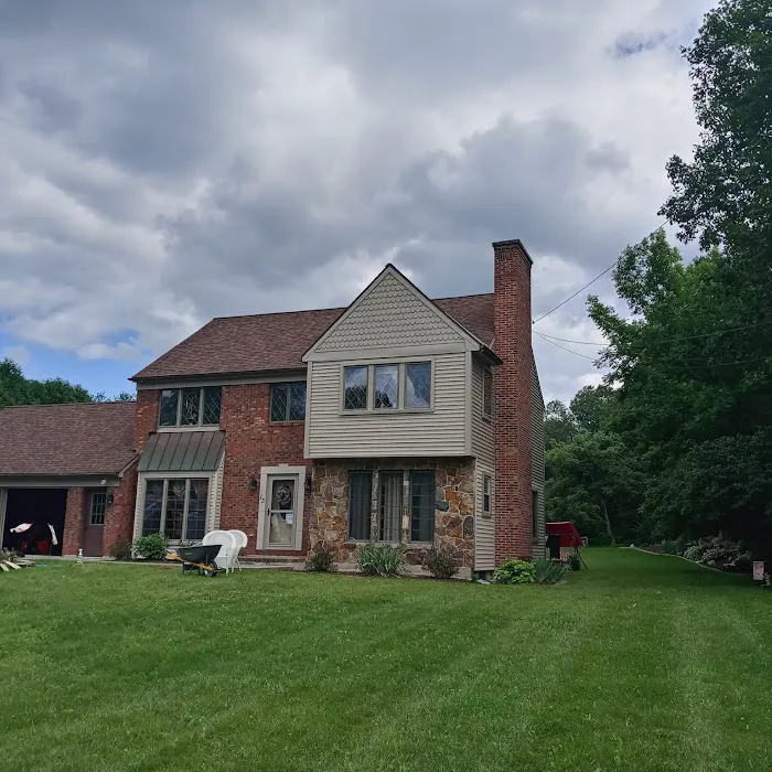 Cedar Falls Roofing and Siding Picture 4