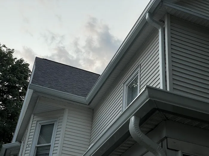 Supreme Gutters LLC Picture 4