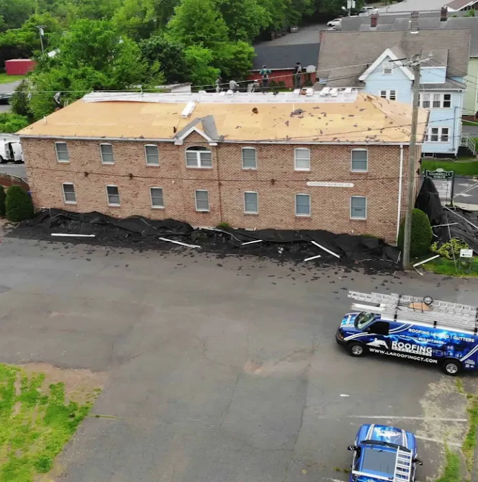 LA Roofing LLC Picture 8