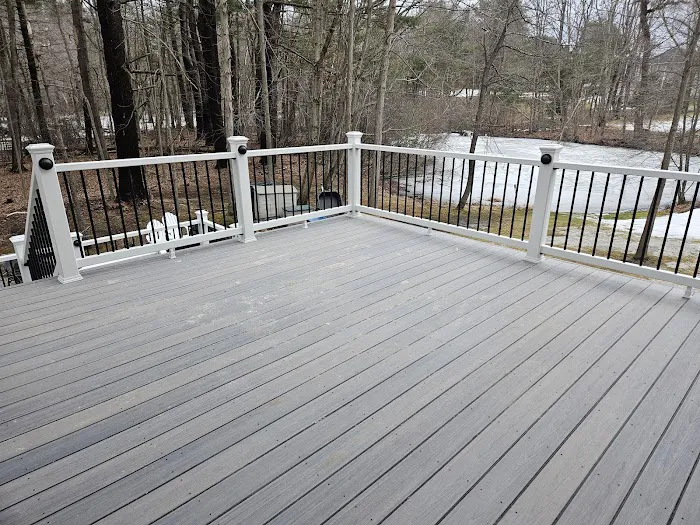 Dynamic Deck Solutions Picture 2