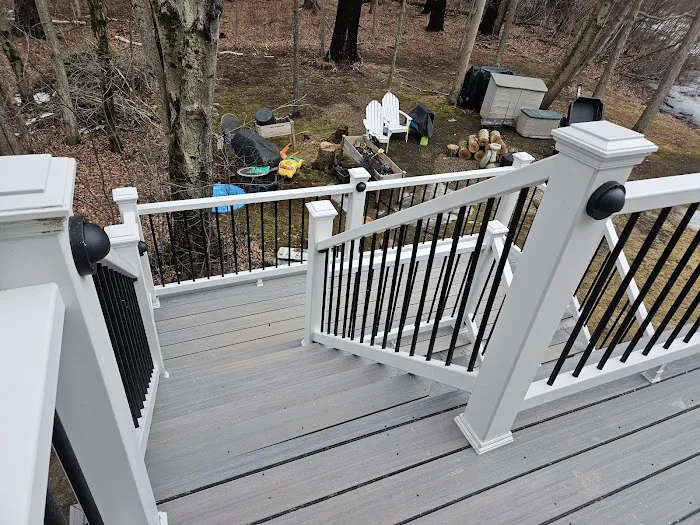 Dynamic Deck Solutions Picture 4