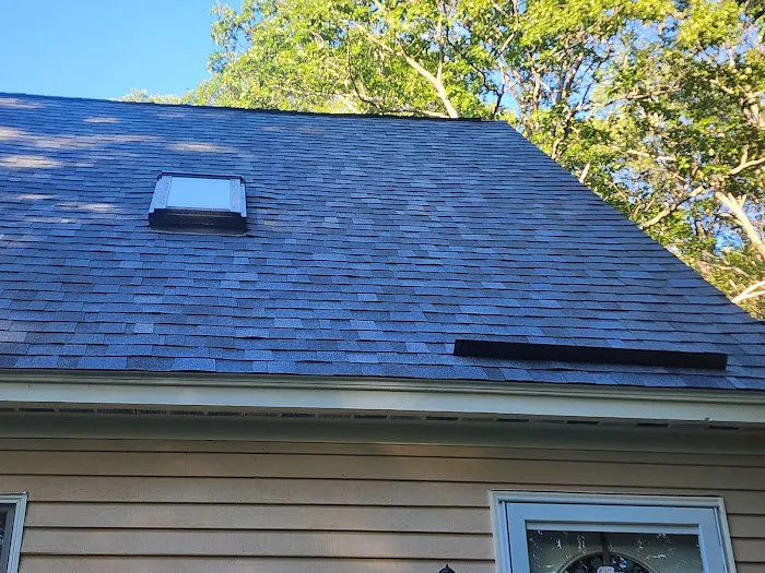 Adam Vaillancourt Roofing & Gutters Picture 5