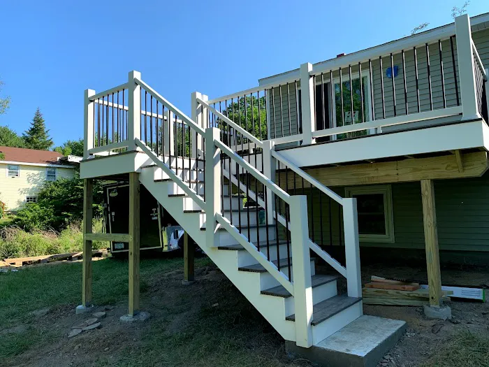 CDE Siding & Construction Picture 3