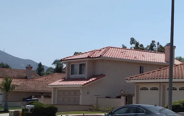 Raneri & Long Roofing and Solar Picture 6