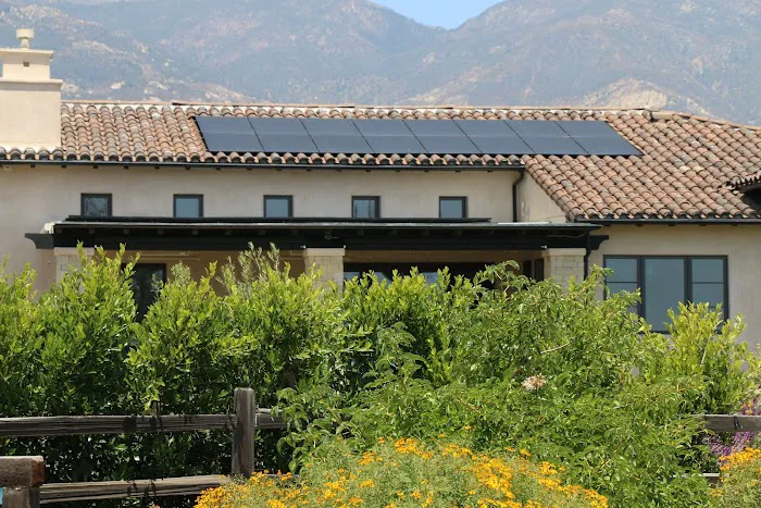 August Roofing & Solar Picture 3