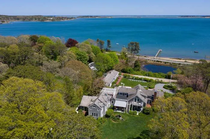 Seaside Roofing & Siding Picture 5