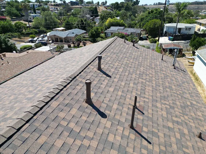 CASAS ROOF INC Picture 3