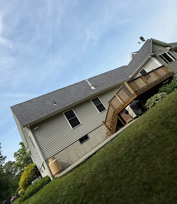 HARTS ROOFING Picture 5