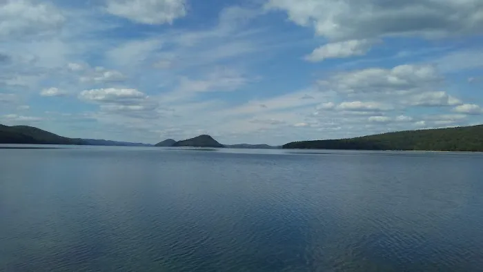 St Laurent Brothers Picture 1