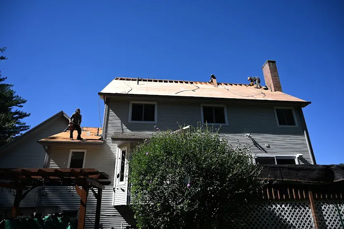 Valley Roofing and Restoration Picture 7