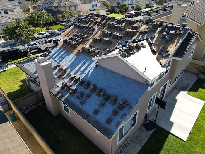 El Puma Roofing Picture 1