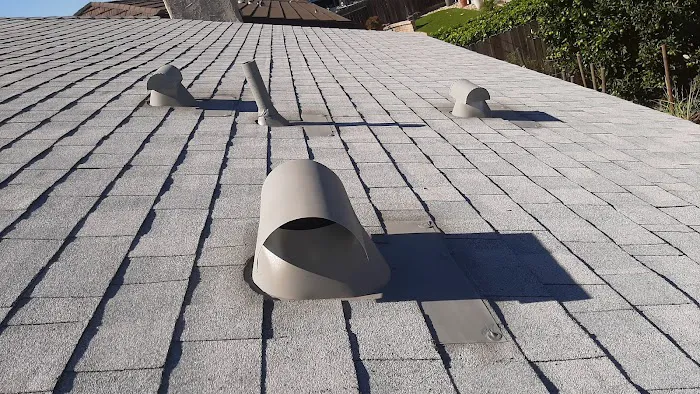 El Puma Roofing Picture 2