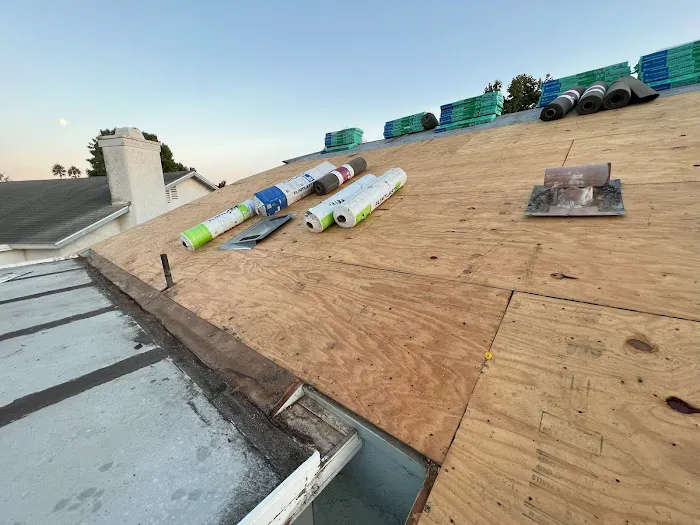 El Puma Roofing Picture 4