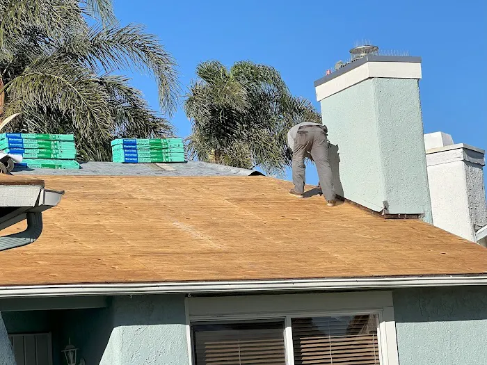El Puma Roofing Picture 9