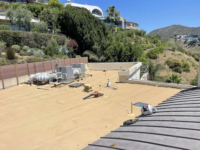 Right Way Roofing Picture 2