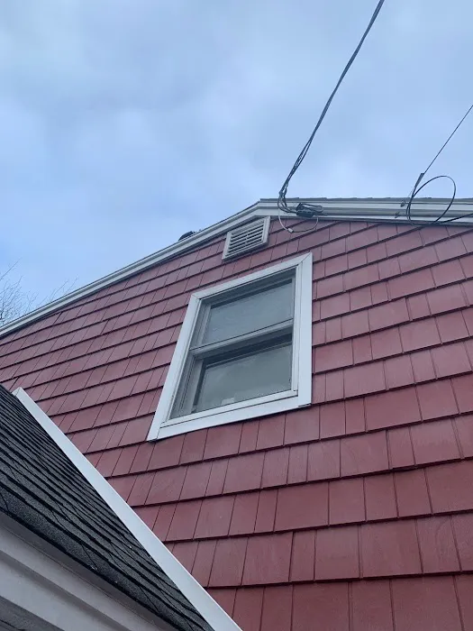 Adam Vaillancourt Roofing & Gutters Picture 3