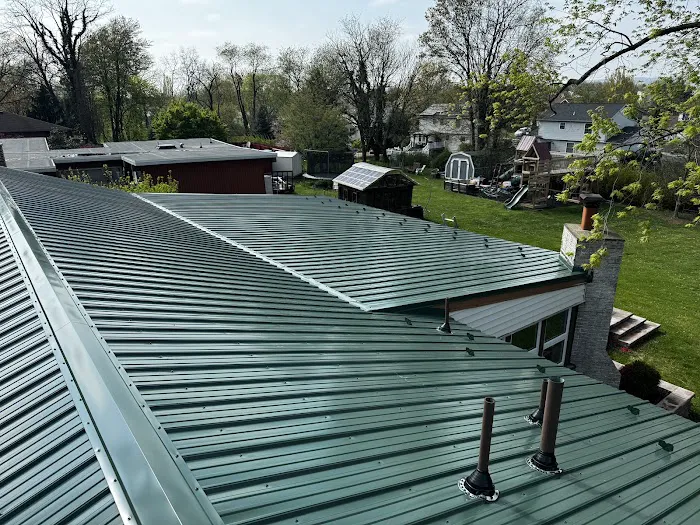 Beiler's Roofing Picture 1
